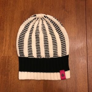 lululemon athletica beanie